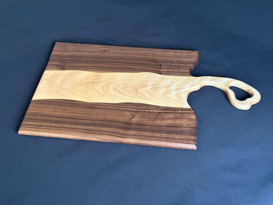 Walnut & Maple w-Heart Handle
