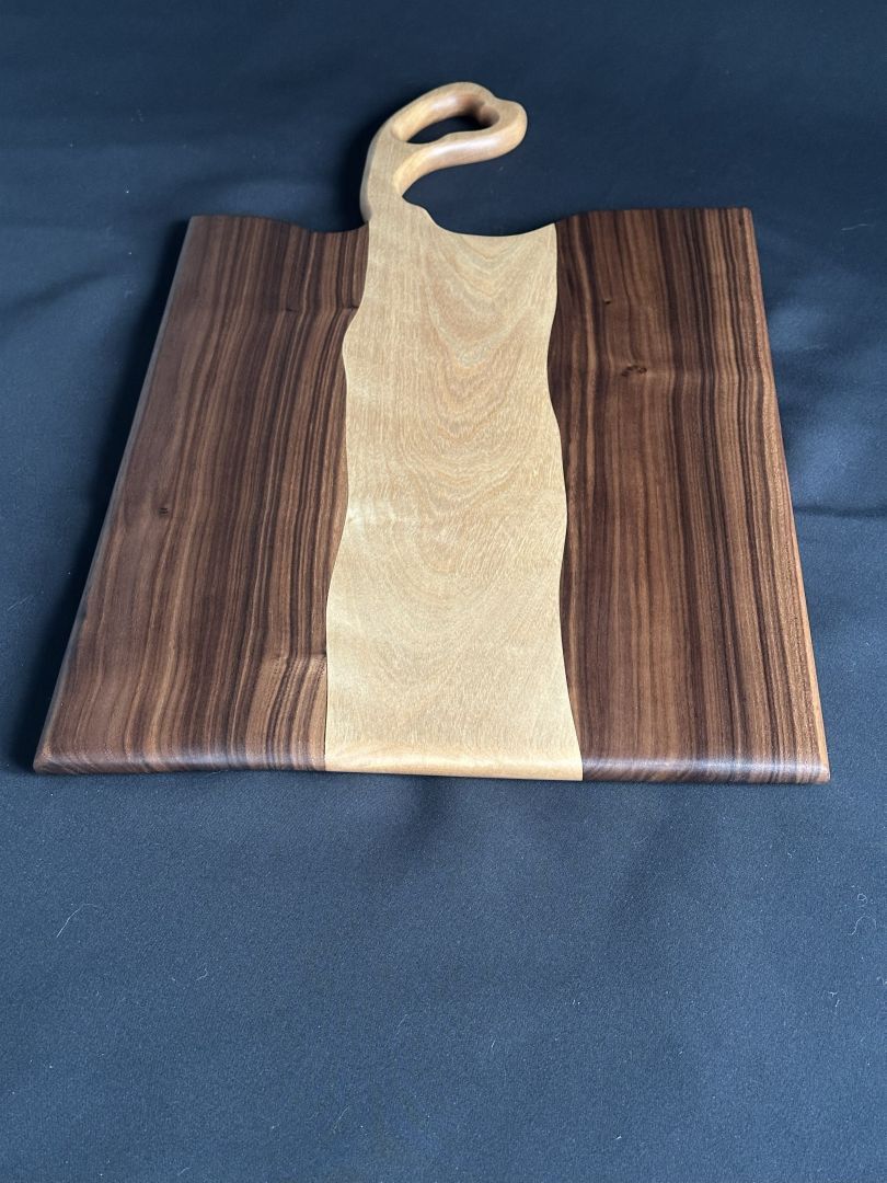 Walnut & Maple w-Heart Handle